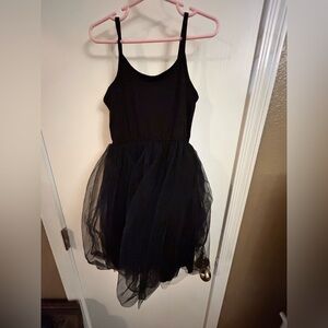 Black tutu girls Dress size 5/6 for Halloween